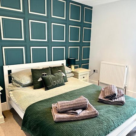 Alsager Town Centre Apartment Extérieur photo